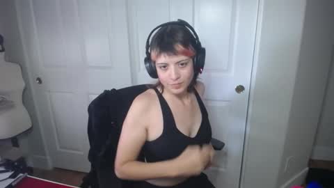 herma online show from February 27, 9:14 pm