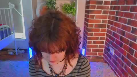 Mona online show from June 15, 5:16 pm