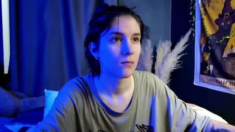 Hyeon Jin online show from February 10, 9:04 am