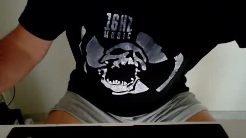 hyperi0 online show from April 24, 5:26 pm