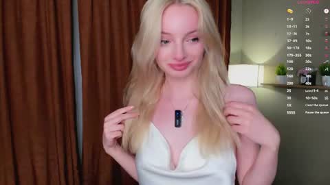 Kate online show from July 3, 4:12 pm