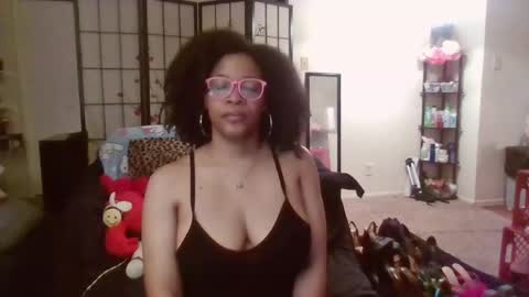  HysteriaHeels  online show from June 4, 5:02 am