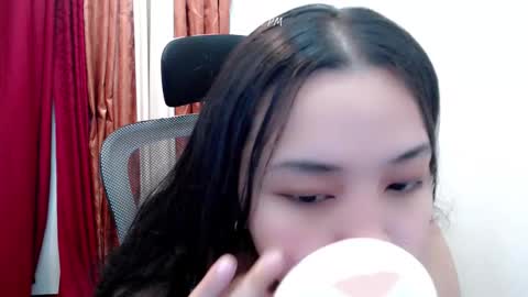 i_love_u_daddy88 online show from November 19, 7:51 am