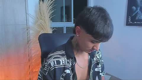 Light online show from May 27, 1:57 am