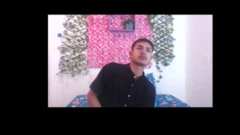 iam_lukas__ online show from September 17, 5:22 am