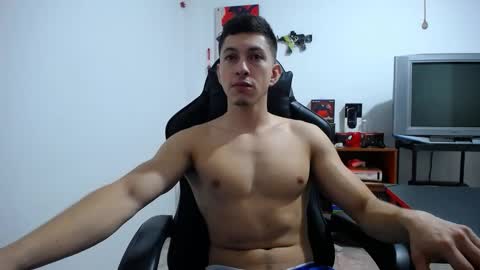 iam_yourbabyprincess_xd online show from September 16, 5:32 am