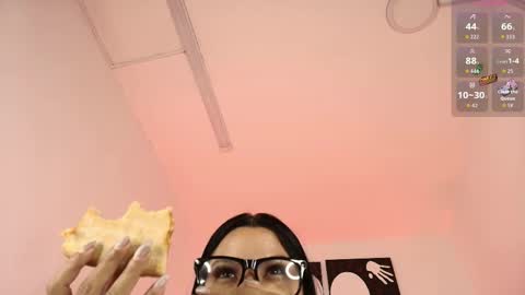 Snapshot of iamlola_ chatting on October 15, 4:05 am IM LOLA  online show from October 15, 4:05 am