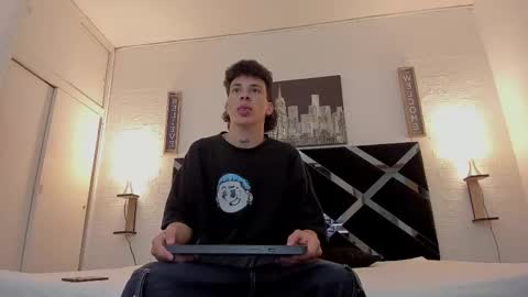 Mariano online show from October 15, 3:32 am