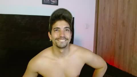 Ian Davis online show from June 14, 2:24 am