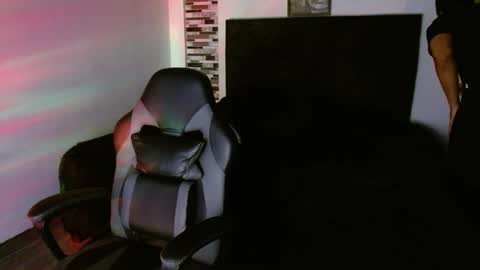 Ian Davis online show from March 23, 1:16 pm