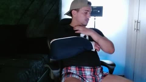 Ian Davis online show from April 21, 2:51 am