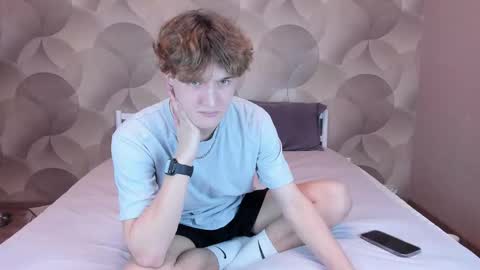 Ian Flor online show from January 11, 1:06 pm