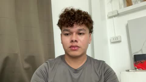 ian_virgo online show from January 8, 4:51 am