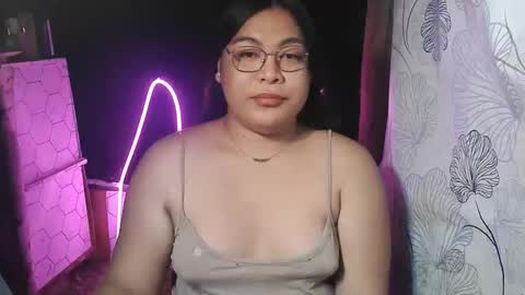 iana online show from February 1, 1:19 pm