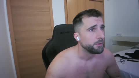 iberian_macho online show from October 27, 1:55 pm
