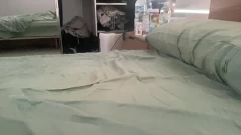 ic987 online show from December 25, 7:45 pm