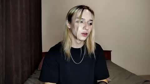 Jade online show from November 26, 2:25 pm