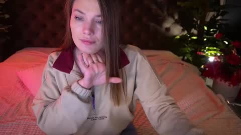 Danielle online show from March 6, 3:33 pm