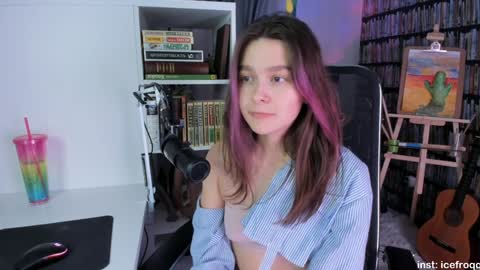 Julia online show from December 4, 9:40 pm