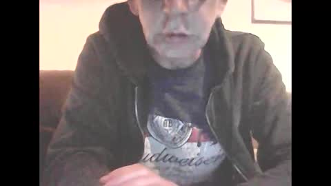 icemandude online show from May 16, 10:19 pm