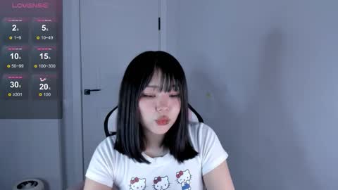 Hitomi   online show from December 5, 9:23 pm