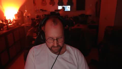 icum4ladies2021 online show from December 4, 12:21 am