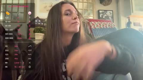 icyspice online show from March 3, 8:27 pm