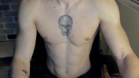 yo online show from October 24, 8:42 pm