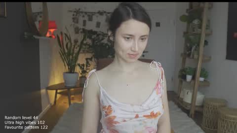 Belle online show from November 29, 9:17 am