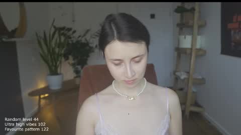 Belle online show from November 1, 11:20 am