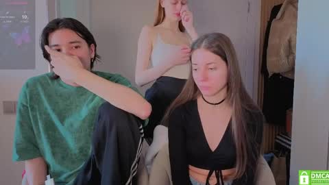 Julia and Mira online show from April 12, 7:45 am