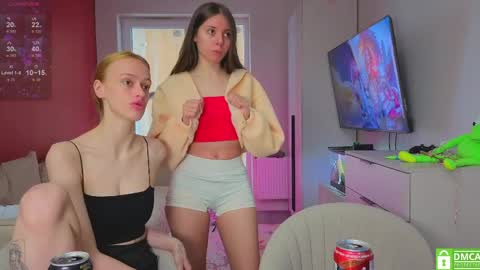Julia and Mira online show from May 31, 12:37 pm