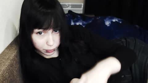 iiiiiiis online show from February 18, 2:50 pm