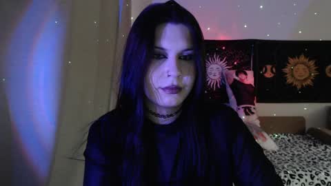 Vella online show from May 27, 5:43 pm