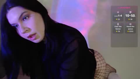 Vella online show from November 23, 2:09 am