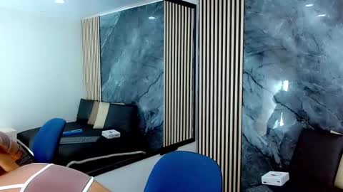 iisalombardi online show from September 15, 4:14 am