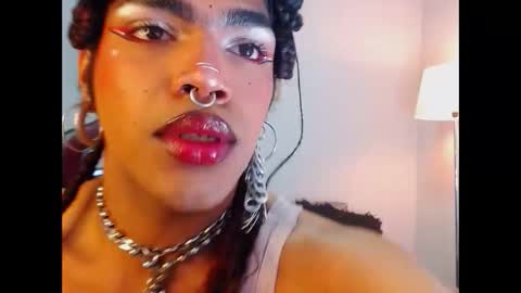 Snapshot of ile_matamba chatting on October 11, 5:05 pm ile_matamba online show from October 11, 5:05 pm