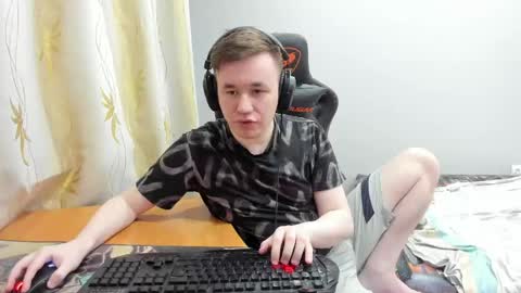 iliaskris online show from April 29, 5:51 pm