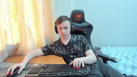 iliaskris online show from May 29, 5:38 am