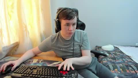 iliaskris online show from May 16, 10:36 am