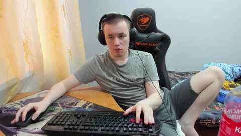 iliaskris online show from October 18, 5:44 am