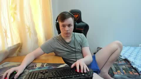 iliaskris online show from May 4, 4:19 am