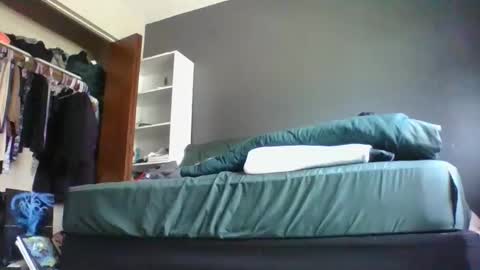 Lilly online show from April 29, 9:08 pm