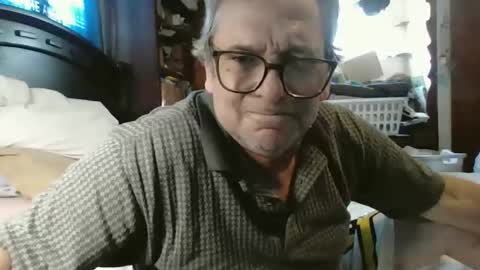 ilovetoshowoffagain online show from January 7, 8:14 pm