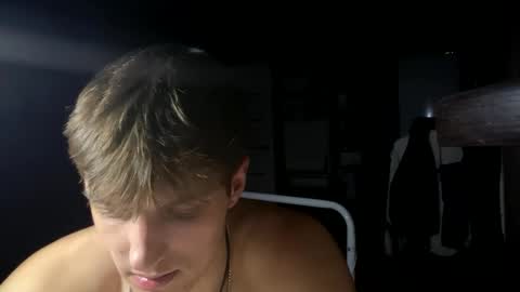 ilyahrr online show from March 4, 8:39 pm