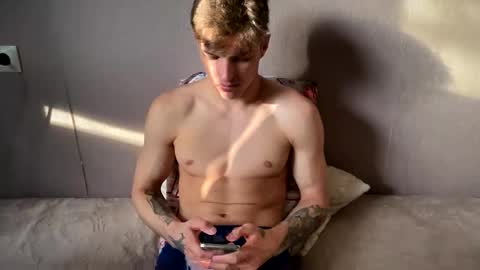 ilyahrr online show from March 28, 1:45 pm