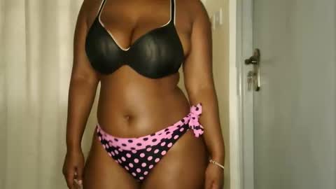 im7740 online show from February 3, 11:36 am