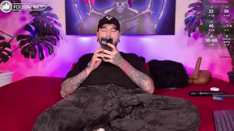 Snapshot of im_bryan chatting on October 24, 1:39 am Bryan online show from October 24, 1:39 am