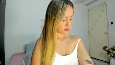 Caro   online show from June 11, 3:59 am