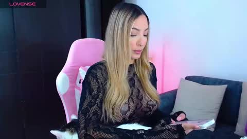 Grecia online show from February 4, 9:40 pm